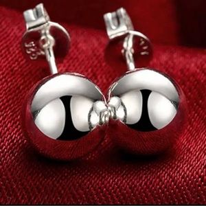 NWT Silver Ball 10mm Stud Earrings